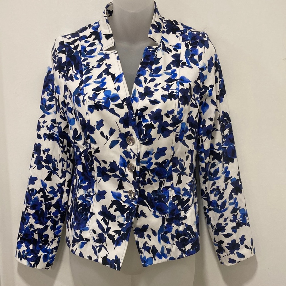 BASLER Ladies Blue & White Cotton Button Jacket in Size 36